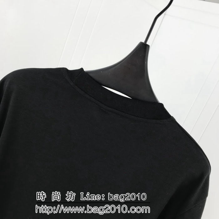 LV路易威登 19春夏新款 銀河星空系列 宇航員T恤 專櫃預約款 情侶款 ydi1804